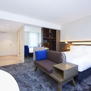 Holiday Inn Express Adelaide City Centre By Ihg